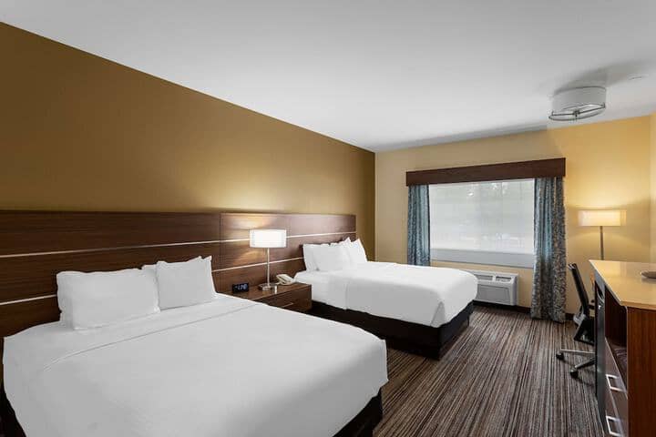 Room 8 of 31