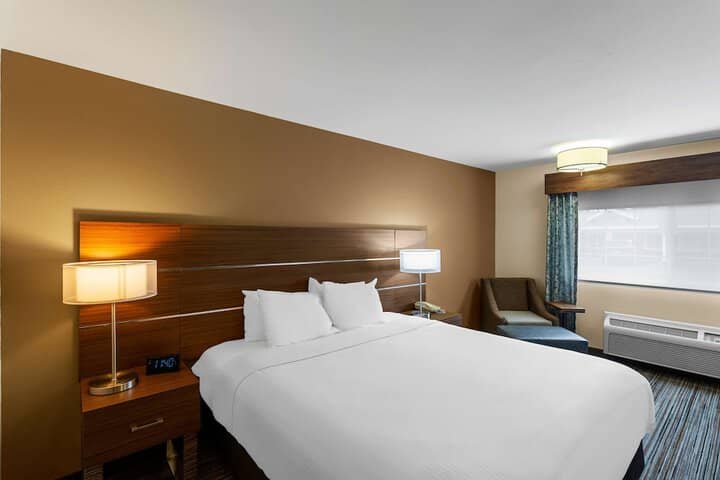 Room 13 of 31